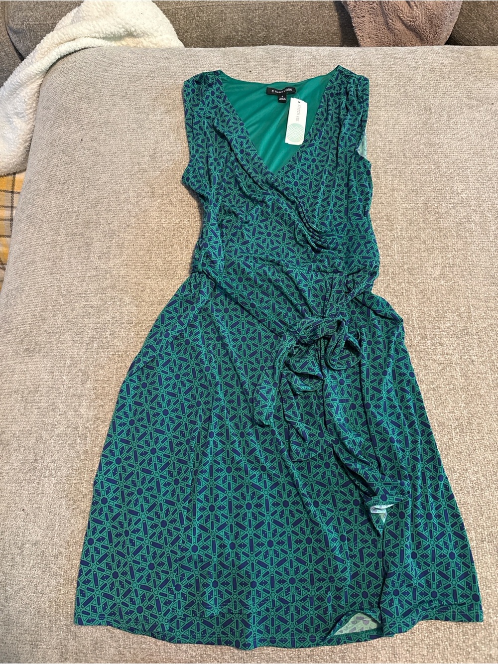 41 Hawthorn Stitch Fix Green Blue Geometric Faux Wrap Dress Medium N